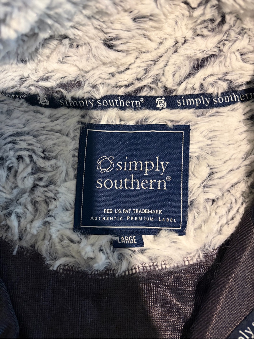 Simply Southern women’s Cream Faux-Fur Half-Zip Jacket - Picture 3 of 6